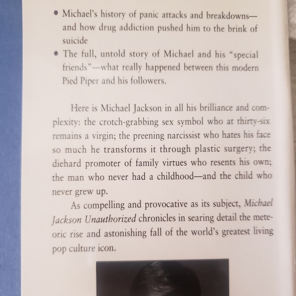 Michael Jackson Book - Picture 4 of 4